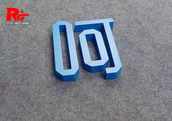 ǿ