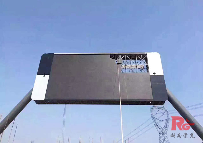ɳʾ