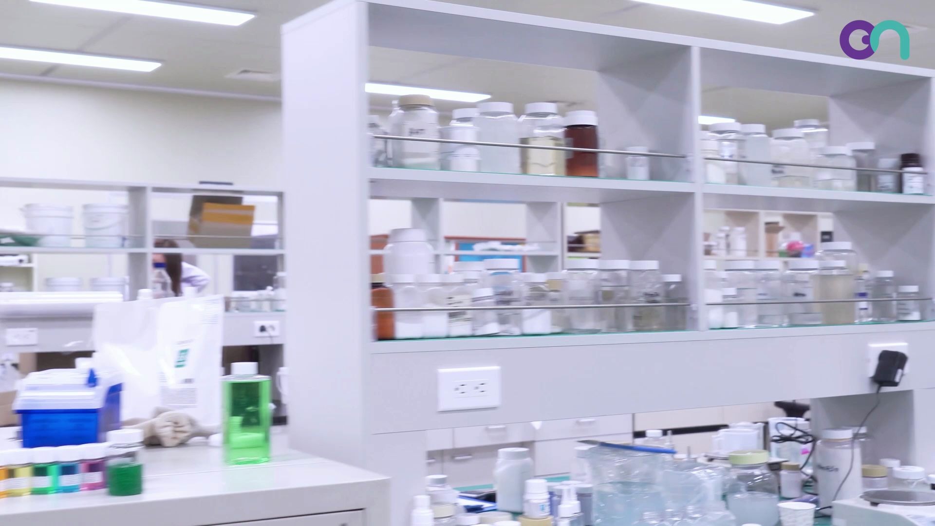 推出创新产品和技术