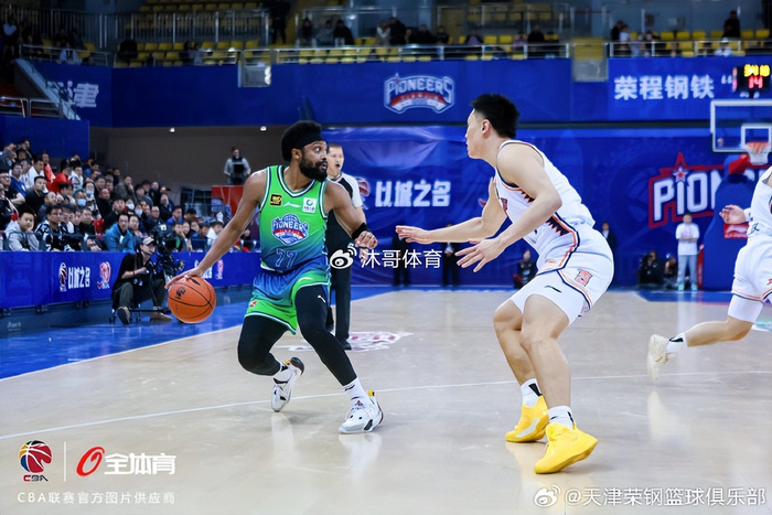 上海队客场大胜天津队豪取12连胜稳居榜首