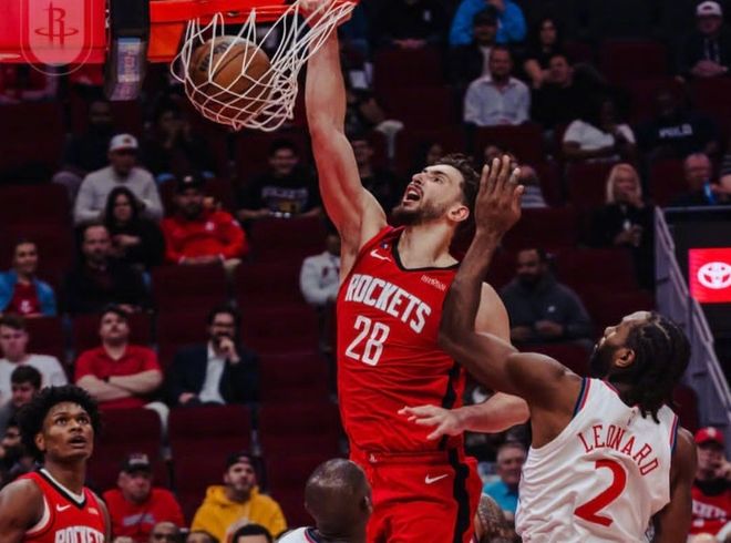 火箭核心申京表现低迷成关键隐患，球队战绩起