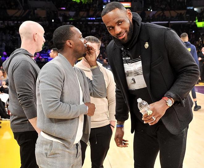 东契奇左腿筋二级拉伤无限期缺阵，湖人战绩与