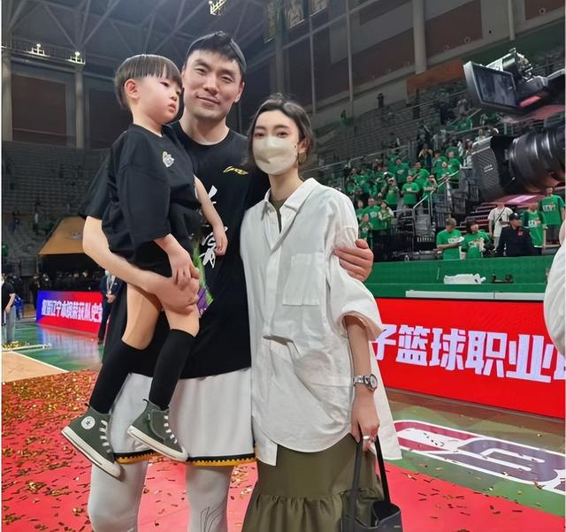 辽宁传奇李晓旭正式退役 21年CBA生涯见证王朝崛